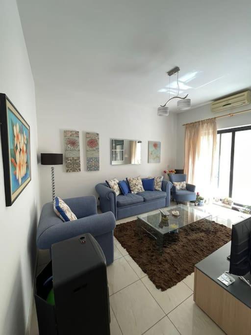 Lovely, Modern, Bright Maisonette. Heart Of Sliema Esterno foto